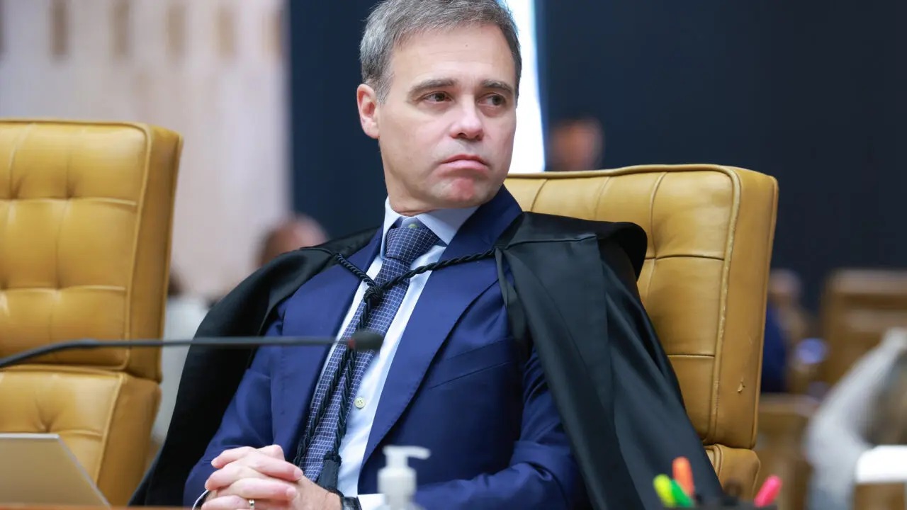 STF obriga redes sociais a remover conteúdos “antidemocráticos” sem ordem judicial
