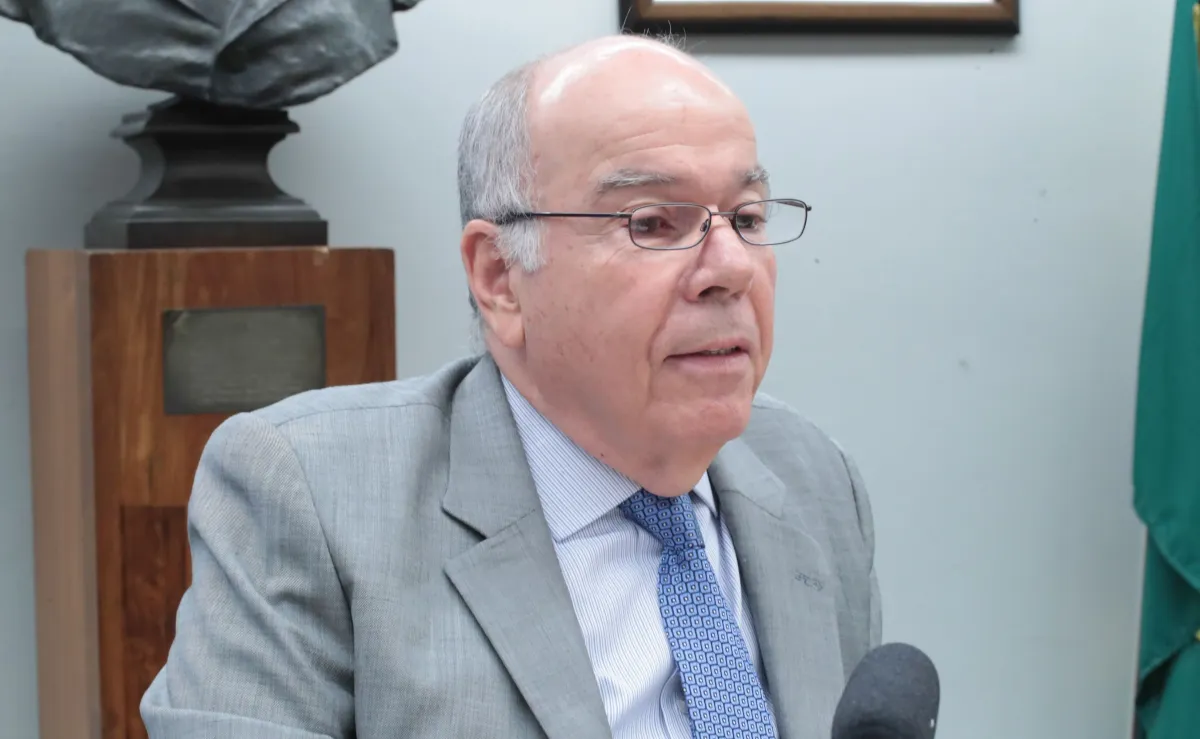 O ministro das Relações Exteriores, ou chanceler Mauro Vieira, durante audiência na Câmara dos Deputados • Bruno Spada/Câmara dos Deputados