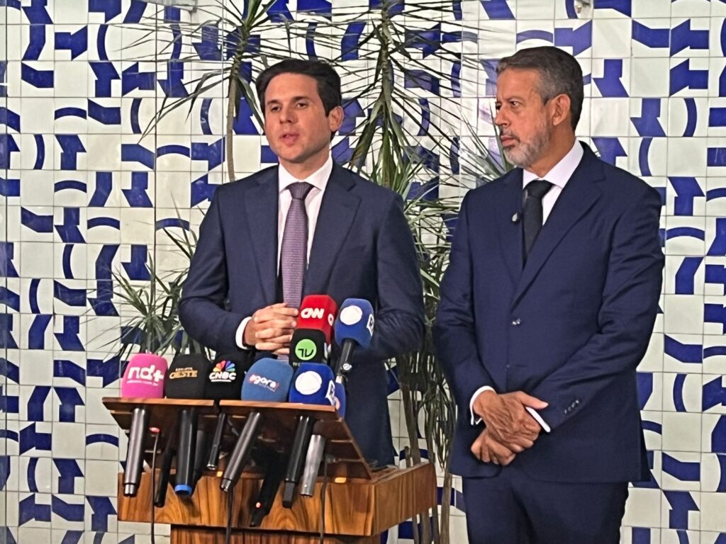 Projeto que amplia a faixa de isenção do IR foi aprovado pela Câmara e segue para o Senado