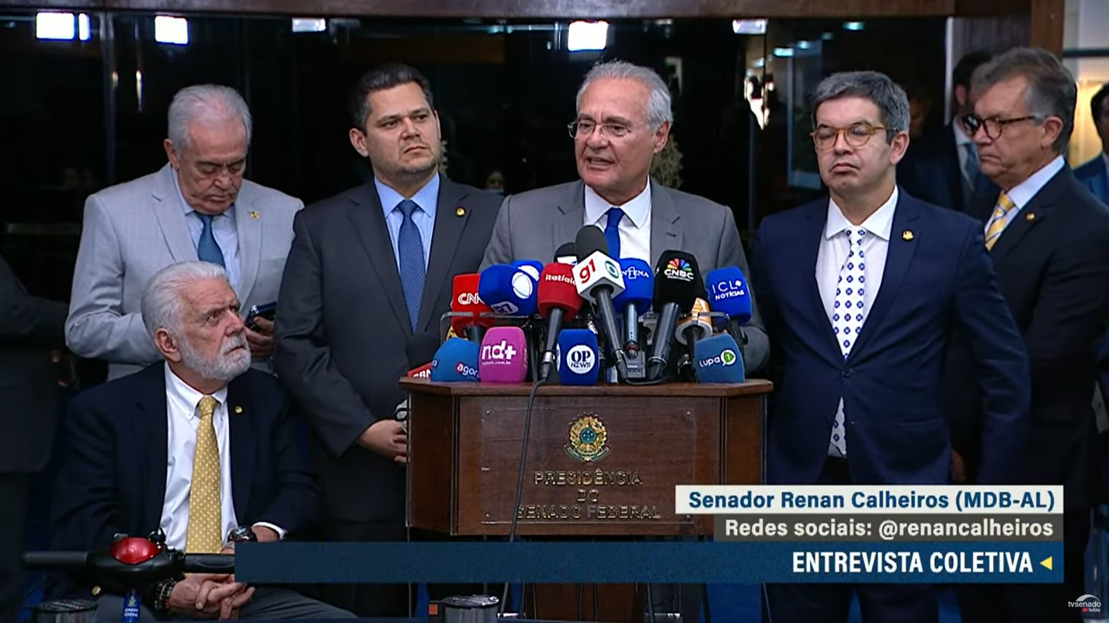 Renan Calheiros atua para atrapalhar investigação da CPMI do INSS sobre o Master