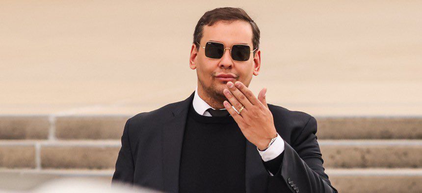 Santos, que cumpria pena de sete anos por admitir fraudes relacionadas à sua campanha eleitoral, estava detido desde julho deste ano em uma penitenciária federal em Nova Jersey