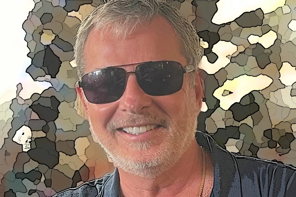 Alexandre Guimarães compareceu a CPMI do INSS sem habeas corpus