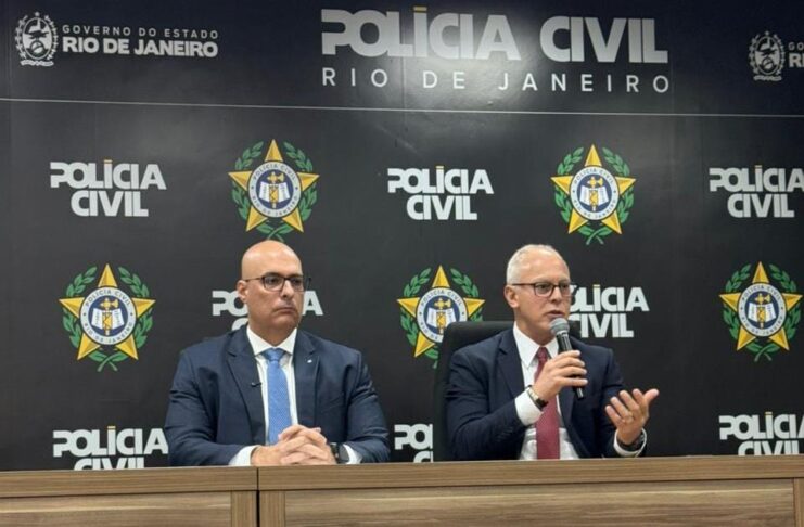 O secretário da Polícia Civil, delegado Felipe Curi, ressaltou que rastrear a origem e as rotas do armamento é essencial para desmontar o poder do crime organizado. 