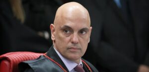 Alexandre de Moraes pode decretar prisão imediata de Jair Bolsonaro se considerar recurso protelatório, como no caso Collor