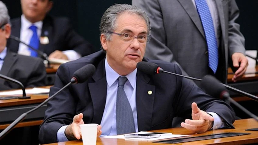 Deputado Zarattini acusa líderes do PP, União e Tarcísio de Freitas de orientar voto contra MP do IOF