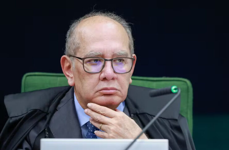 Gilmar Mendes diz que prisão de Bolsonaro já estava definida e que tornozeleira acelerou medida no STF