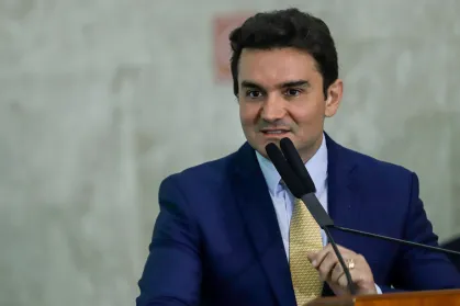União Brasil afasta Celso Sabino por infidelidade partidária e inicia processo de expulsão