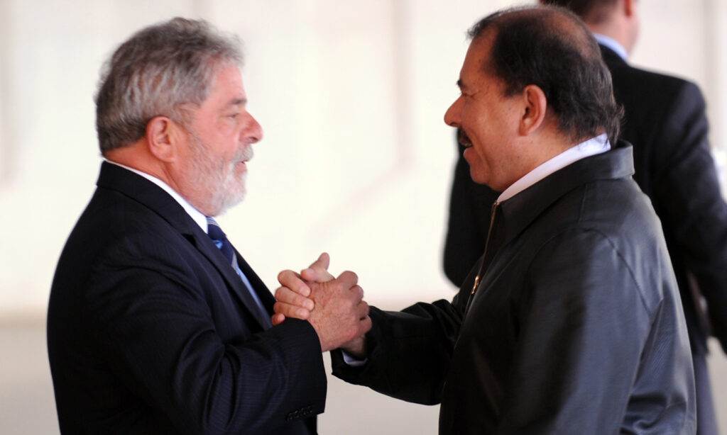 Lula recebendo Ortega em 2010. Foto: Roosevelt Pinheiro/Agência Brasil.