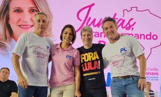 Michelle Bolsonaro acusa esquerda de buscar votos em igrejas e compara com socialismo raiz de Mujica. (Foto: Leandro Sousa/PL)