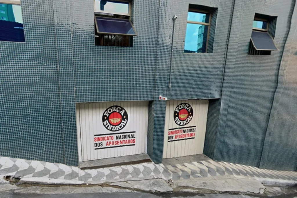 Sindicato ligado à Força Sindical e ao Frei Chico perde 98% dos filiados após operação da Polícia Federal sobre descontos indevidos. STF bloqueia R$ 389 milhões da entidade.