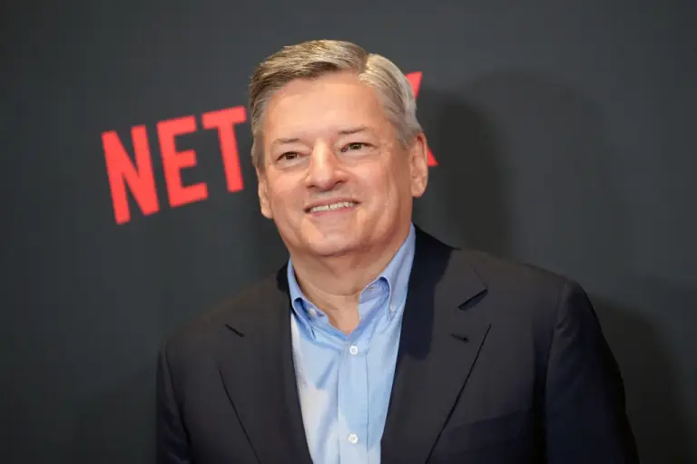 CEO da Netflix rebate cobrança de imposto criada pelo governo brasileiro e diz que medida afasta investimentos