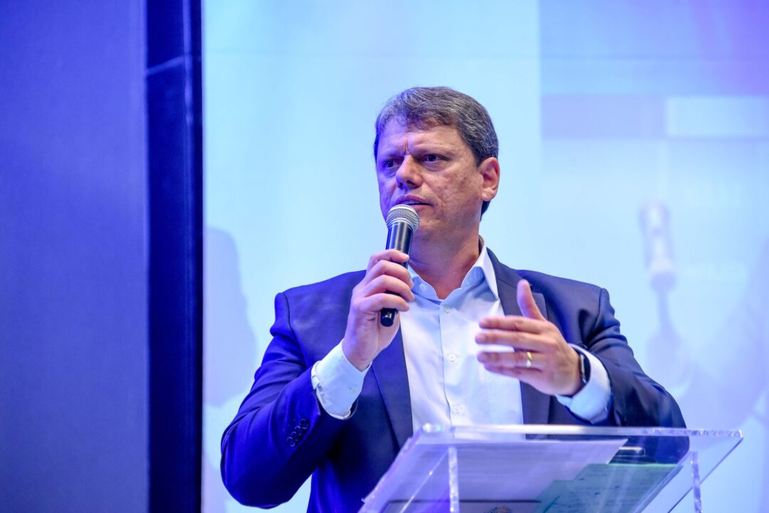 TARCISIO - A pesquisa ouviu 107 deputados federais de 20 partidos e 27 senadores de 12 partidos, seguindo critérios de proporcionalidade partidária