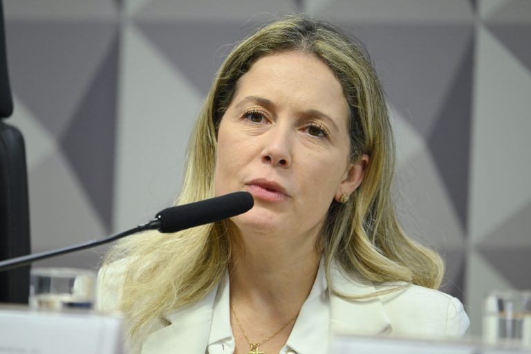 A empresária e médica Thaisa Hoffmann Jonasson, esposa do ex-procurador-geral do INSS Virgílio Antônio Ribeiro de Oliveira FilhoFonte: Agência Câmara de Notícias