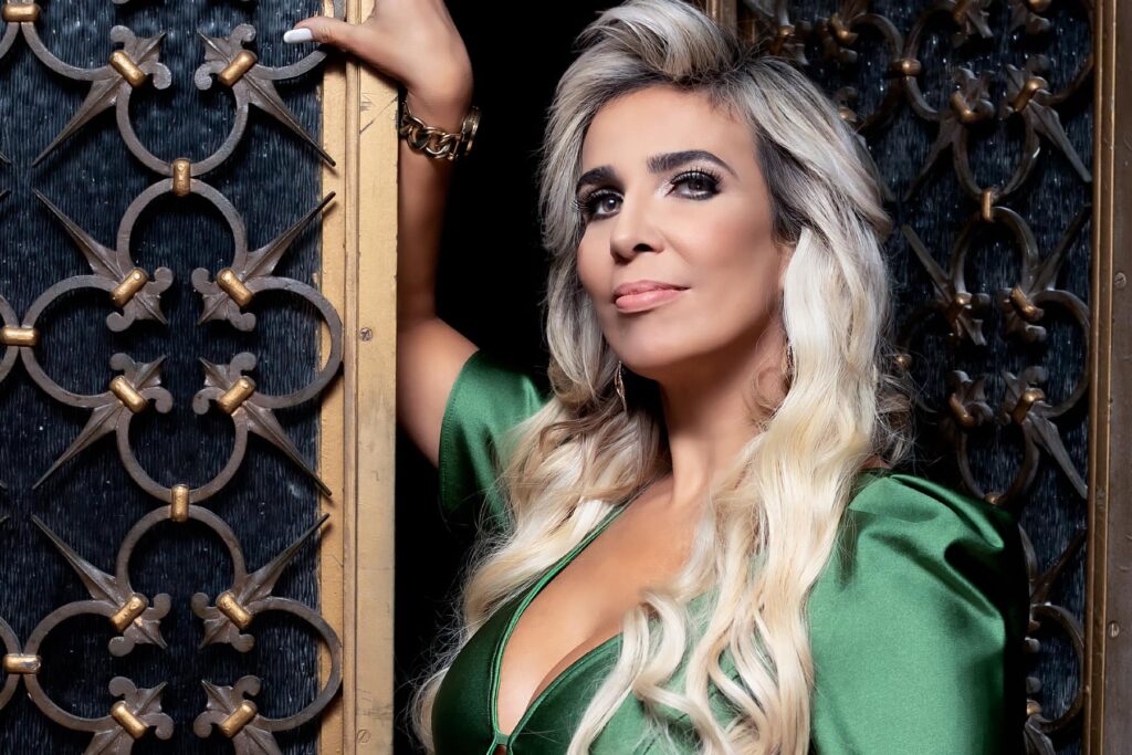 Flávia Pinheiro Fróes - Advogada do Comando Vermelho vai à comissão presidida por petista