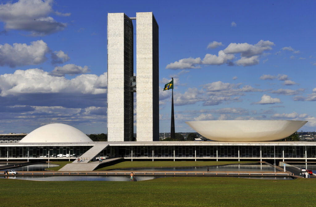 Silveira pressiona Derrite a retomar PEC da autonomia da PF Foto: Agência Brasil