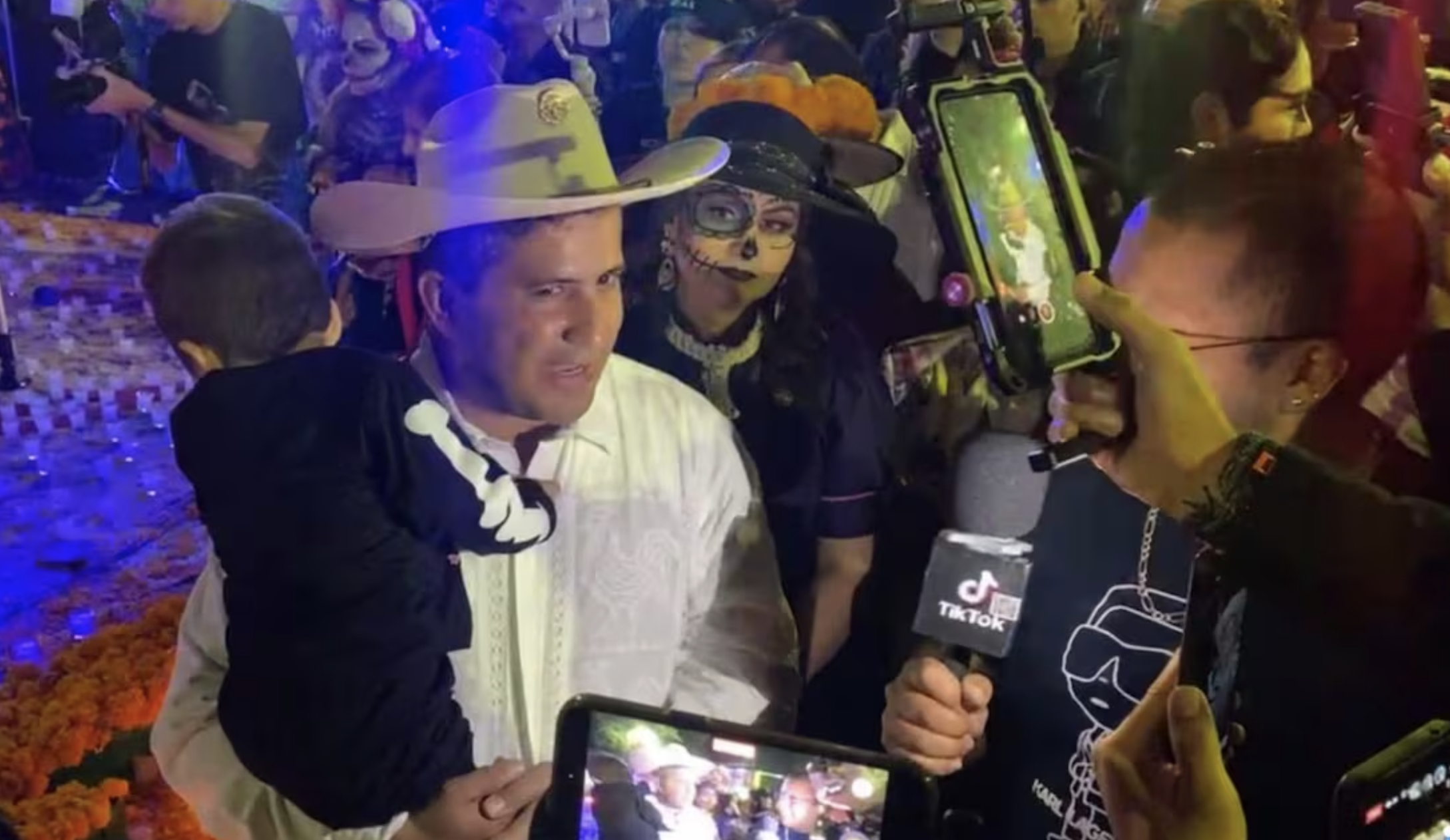 Carlos Manzo, prefeito mexicano é executado por cartel