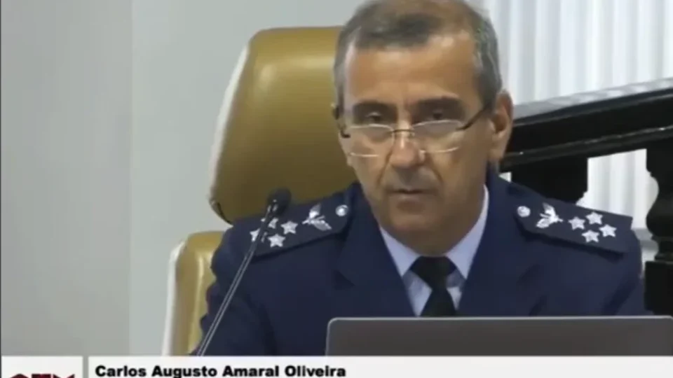 A presidente do Superior Tribunal Militar (STM), ministra Maria Elizabeth Rocha, respondeu nesta terça (4) às críticas feitas por Carlos Augusto Amaral Oliveira, ministro e tenente-brigadeiro do ar da Força Aérea Brasileira (FAB).