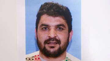 Suspeito de atirar Rahmanullah Lakanwal Foto: Reprodução 