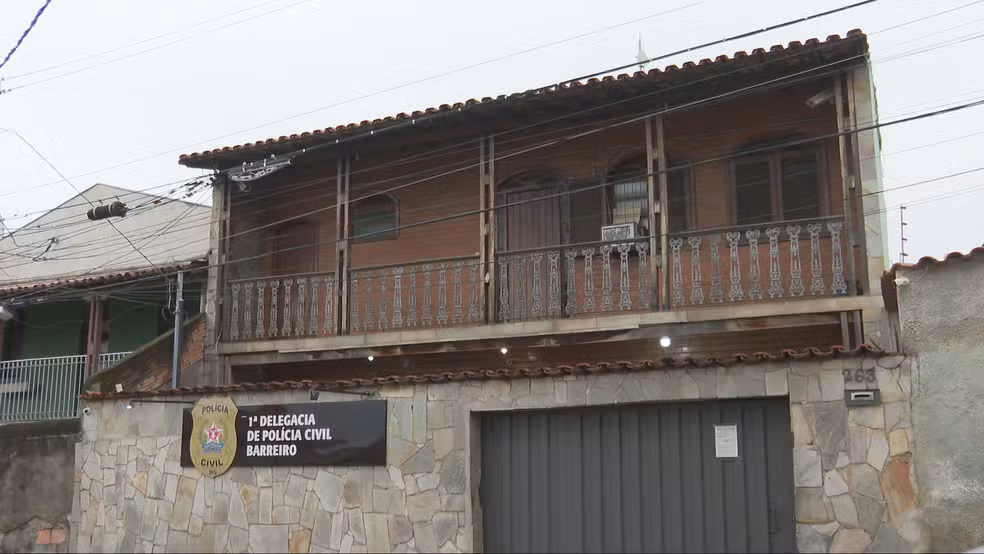 A Polícia Civil de Minas Gerais investiga o desaparecimento de cerca de 220 armas de fogo que estavam sob custódia da instituição.