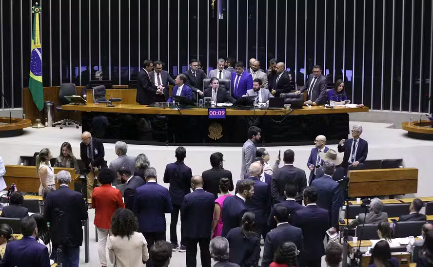 Câmara trava Reforma Administrativa e acelera gastos com servidores foto: Câmara dos Deputados