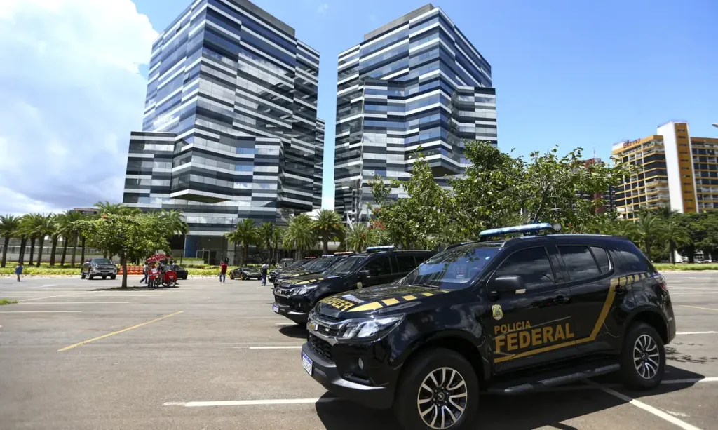 PF e CGU deflagram nova fase da Operação Sem Desconto e prendem servidores e empresários ligados a fraudes bilionárias no INSS