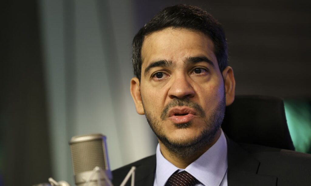 O líder do PL no Senado, Carlos Portinho, afirmou que a sabatina de Jorge Messias para o Supremo Tribunal Federal deve ser marcada por um placar apertado.
