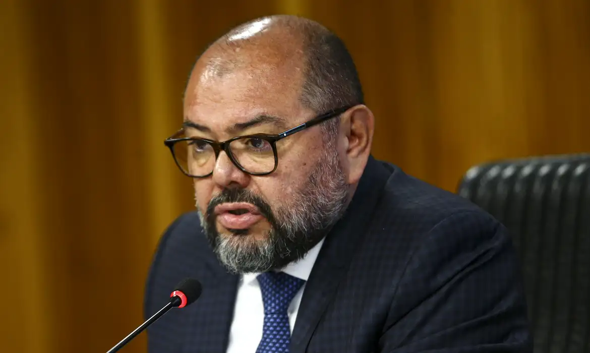 Ex-ministro da Previdência e sócio são alvos de investigação por fraude de consignados foto: Agência Brasil
