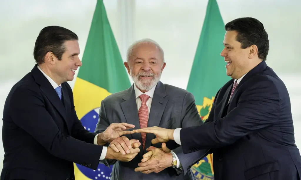 Crise dupla: Planalto perde Alcolumbre e não avança com Motta foto: Agência Brasil