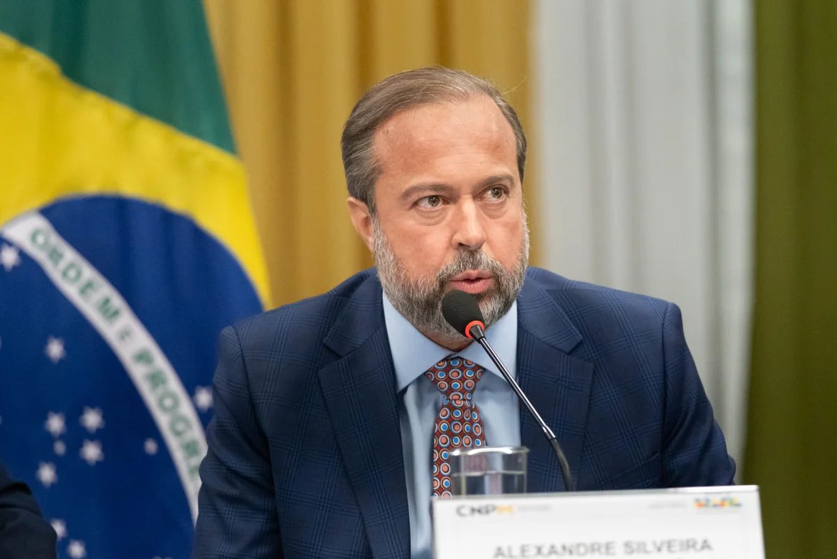 Silveira pressiona Derrite a retomar PEC da autonomia da PF Foto: Reprodução