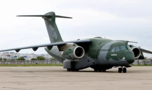 FAB vira “piloto de fuga”: Governo Lula gasta R$ 345 mil para resgatar condenada por corrupção no Peru foto:Agência Brasil
