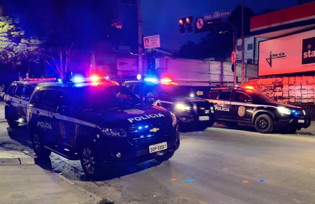 Polícia de SP deflagra maior operação contra lavagem de dinheiro do PCC