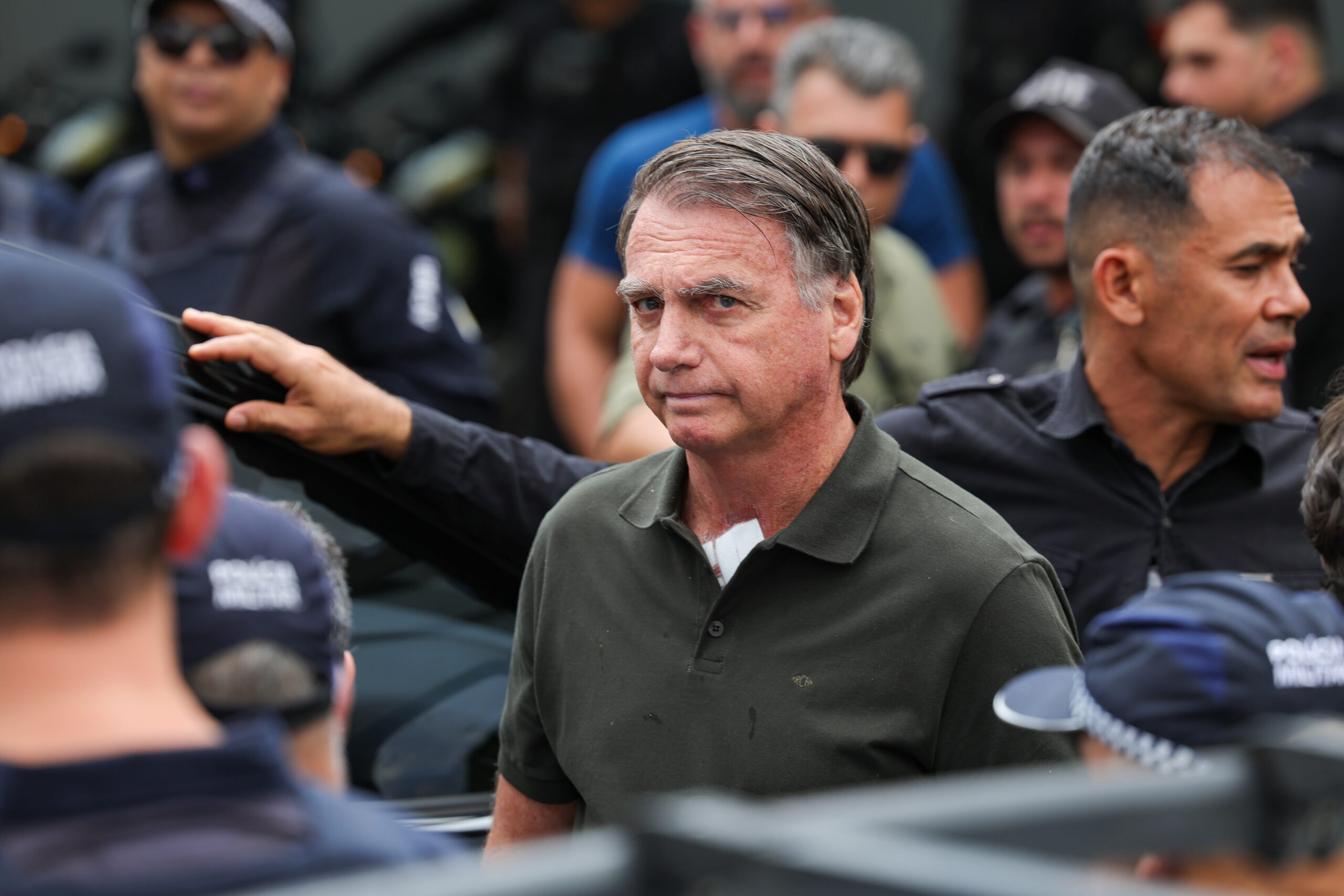 Na manhã desta terça-feira, Jair Bolsonaro recebeu a visita da ex-primeira-dama Michelle Bolsonaro na sede da Superintendência da Polícia Federal, em Brasília. Foto: Fabio Rodrigues-Pozzebom/ Agência Brasil