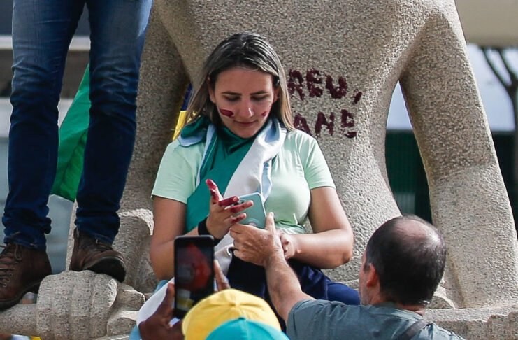 “Débora do Batom” pede ao STF liberação para depor na Câmara foto: Reprodução