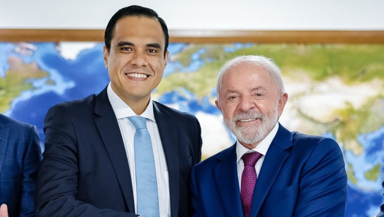 Indicado pelo União Brasil, Feliciano assume a pasta após a saída de Celso Sabino, demitido na quarta-feira (17)