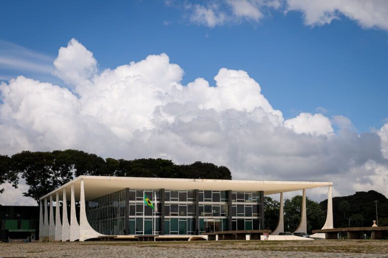 “Supressão da linha sucessória é ruptura inédita”