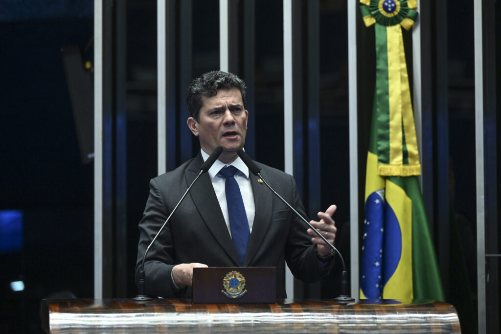 A reação veio após o PP no estado decidir, por unanimidade, que não homologará o nome do parlamentar na disputa de 2026.