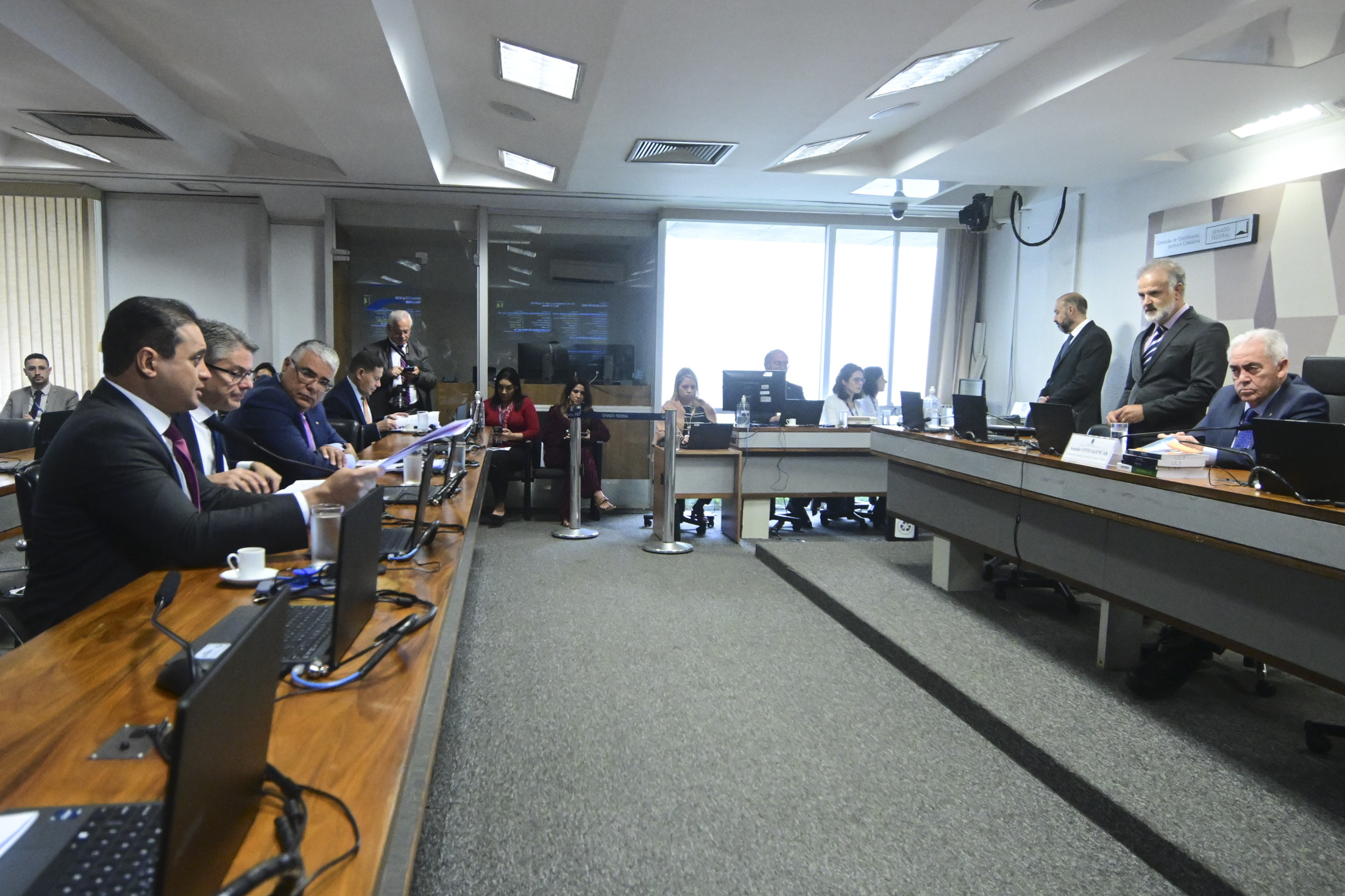 Apesar da redução, os salários não poderão ser diminuídos.