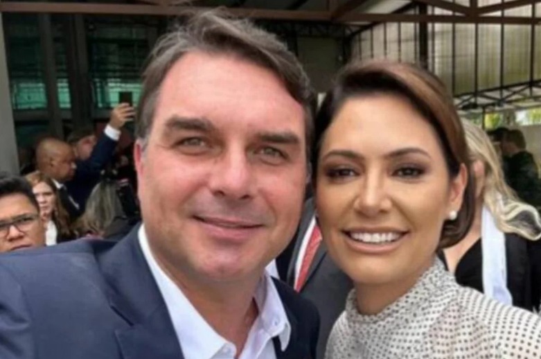 Michelle desejou forças e sabedoria ao parlamentar, pedindo que Deus o guie nesta nova jornada política.
