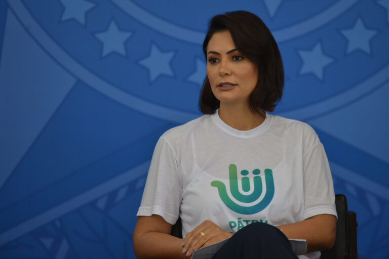 Michelle aciona STF contra Janones por ligação ao caso Master