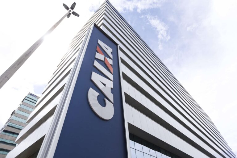 Caixa é investigada por rebaixar gestores que barraram Master