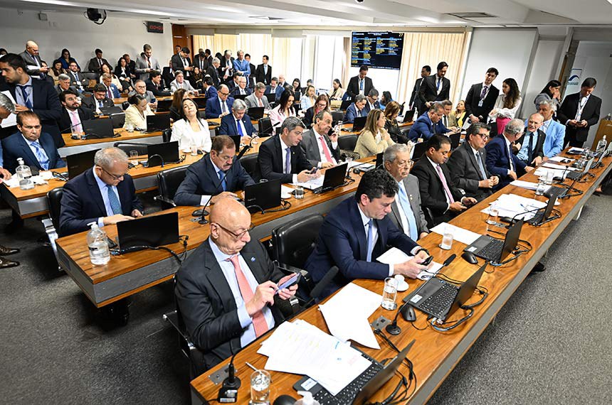 CCJ vota por libertar Bacellar e plenário dá a palavra finalfoto: Agência Brasil