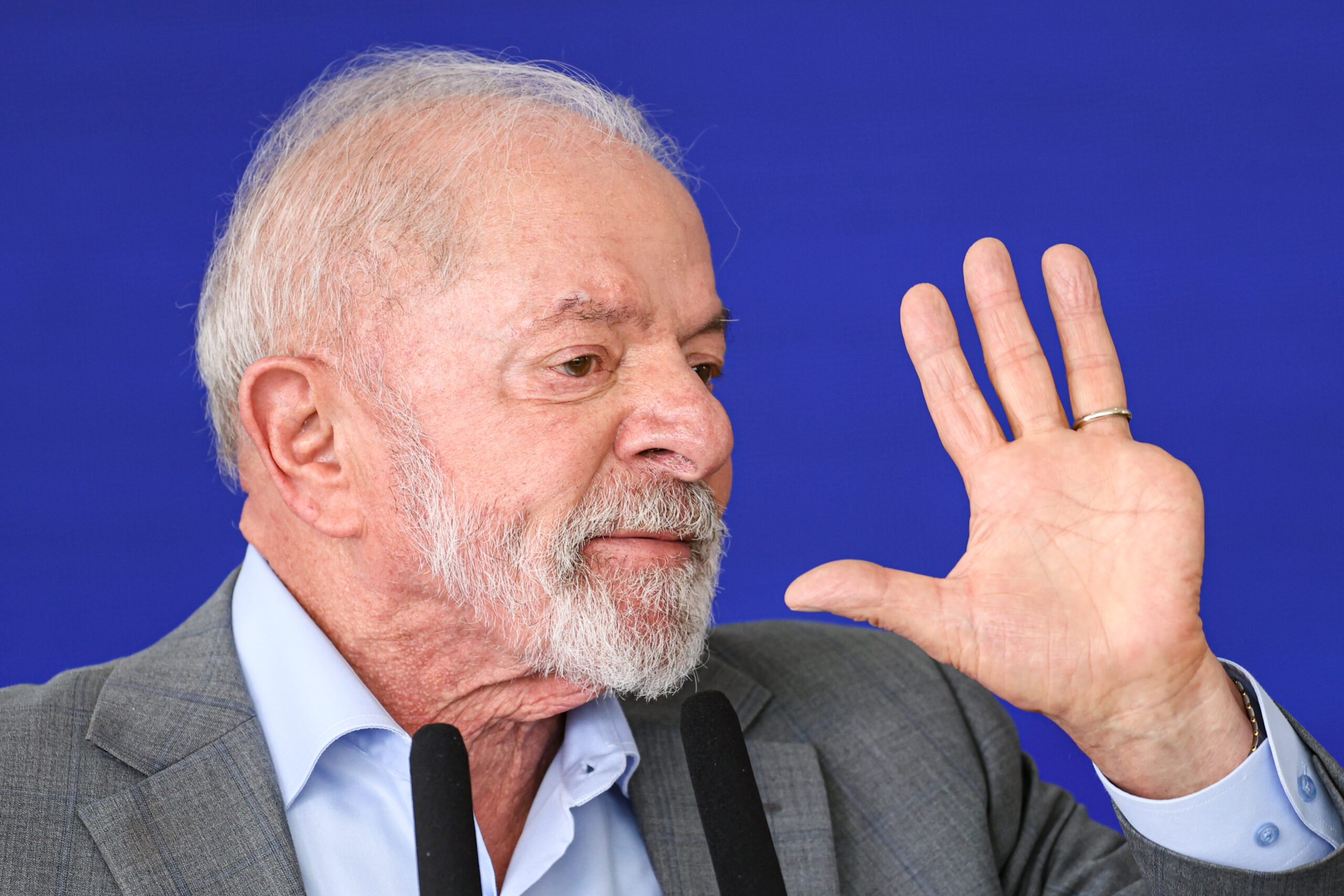 Lula criticou a postura de Bolsonaro após a derrota eleitoral