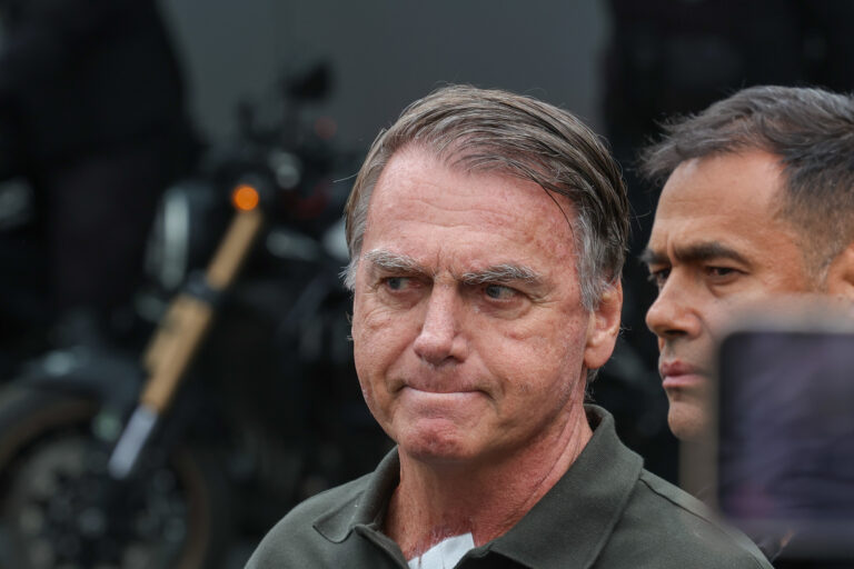 Defesa critica prazo de domiciliar de Bolsonaro