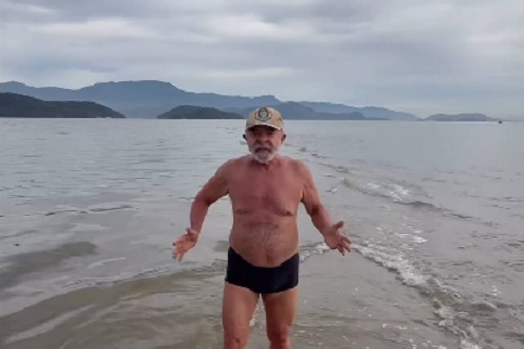 Em vídeo divulgado por Janja, Lula aparece na praia e fala em superar divisões entre esquerda e direita