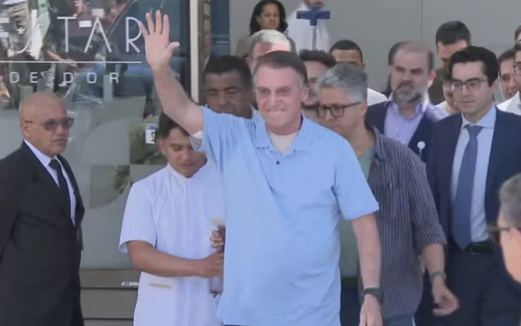 Urgente: Moraes concede prisão domiciliar a Bolsonaro