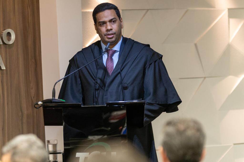 Relator do Master no TCU enviou emendas a Roraima sem prestação de contas; levantamento aponta obras inacabadas e falhas de transparência