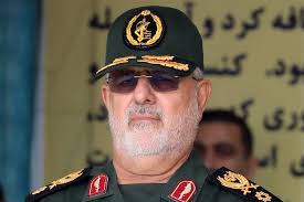 Chefe da Guarda Revolucionária afirma que Irã está “com o dedo no gatilho” e adverte EUA e Israel contra “erros de cálculo”.