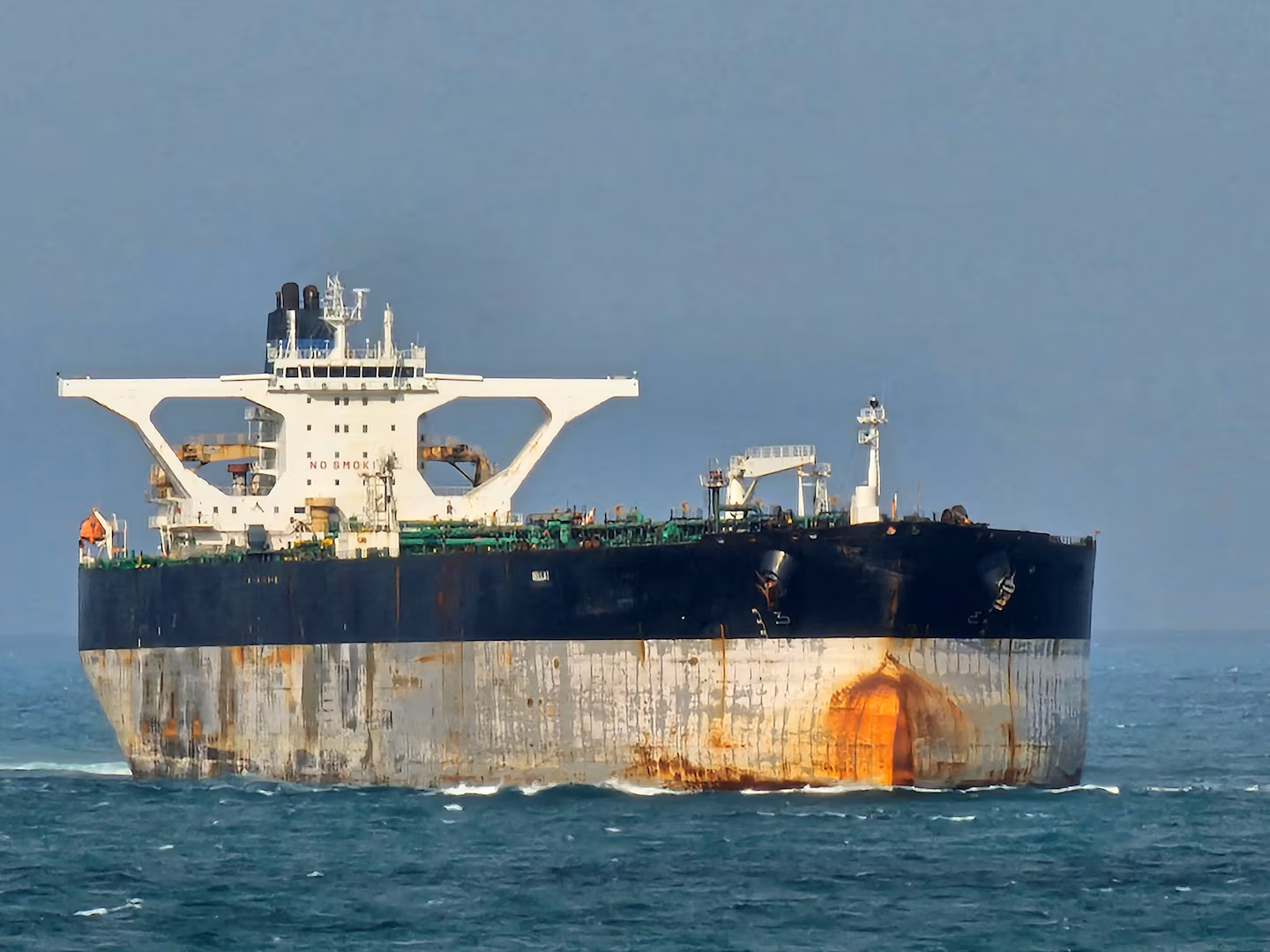 EUA apreendem petroleiro russo ligado à Venezuela