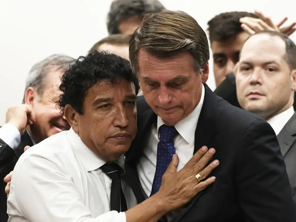Magno Malta pede à Polícia Federal autorização para vistoria humanitária e visita institucional a Jair Bolsonaro, com base na Lei de Execução Penal