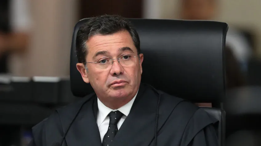 Vital do Rêgo - Presidente do TCU sai em defesa de relator do caso Master